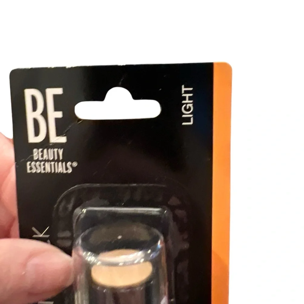 BE Beauty‎ Essentials Foundation Stick LIGHT NEW Buildable Coverage Swipe & Set